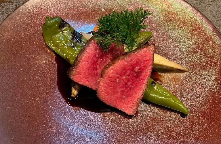 和牛の旨味とフレンチの華やかさが融合する西荻窪ディナーを堪能